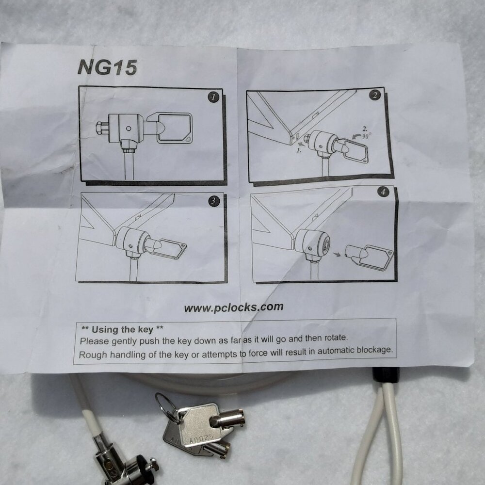 PC (Personal Computer) Cable Lock 3ft Straight with 2 Keys - Picture 5 of 5